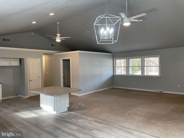 3266 ROSSTOWN RD, Wellsville, PA 17365