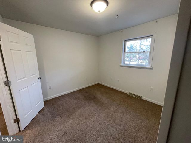 3266 ROSSTOWN RD, Wellsville, PA 17365