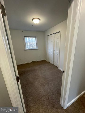 3266 ROSSTOWN RD, Wellsville, PA 17365