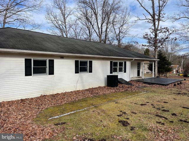 3266 ROSSTOWN RD, Wellsville, PA 17365