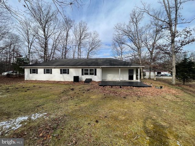 3266 ROSSTOWN RD, Wellsville, PA 17365