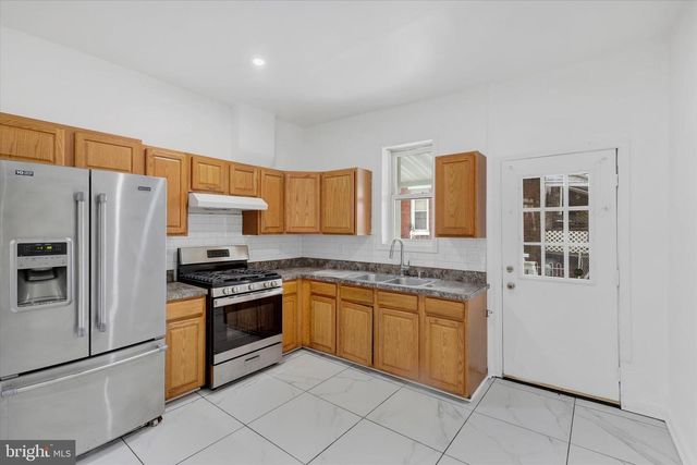 1641 MARKET ST, Harrisburg, PA 17103