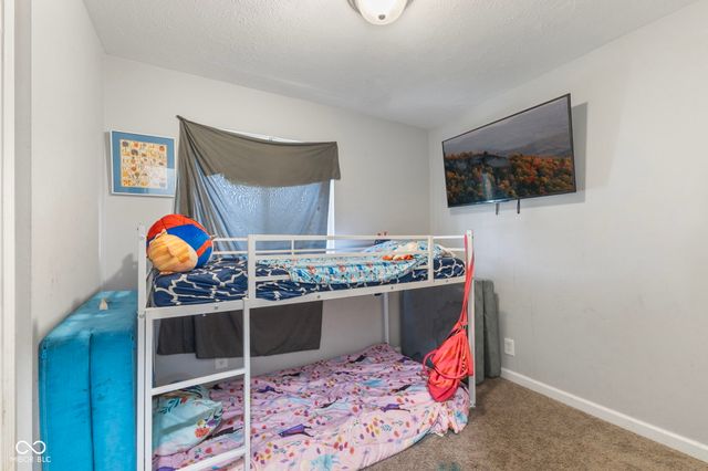 585 Northgate Drive, Greenwood, IN 46143