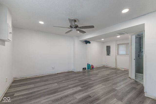 585 Northgate Drive, Greenwood, IN 46143