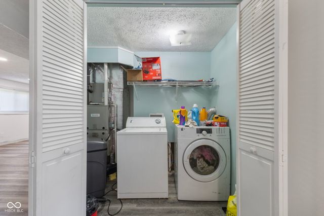 585 Northgate Drive, Greenwood, IN 46143