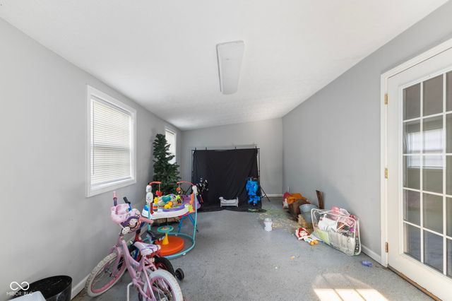 585 Northgate Drive, Greenwood, IN 46143