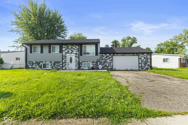 585 Northgate Drive, Greenwood, IN 46143