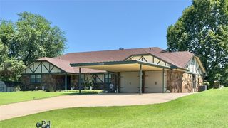 1008 E Diane Terrace, Mustang, OK 73064