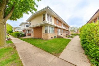 9038 Niles Center Road A, Skokie, IL 60076