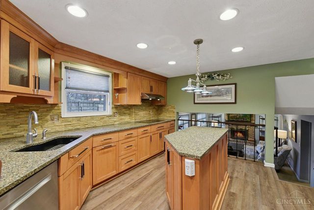 8819 Pembrooke Street, Deerfield Twp., OH 45039