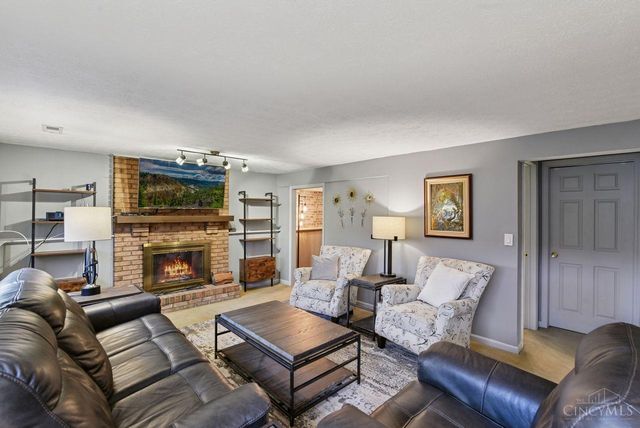 8819 Pembrooke Street, Deerfield Twp., OH 45039