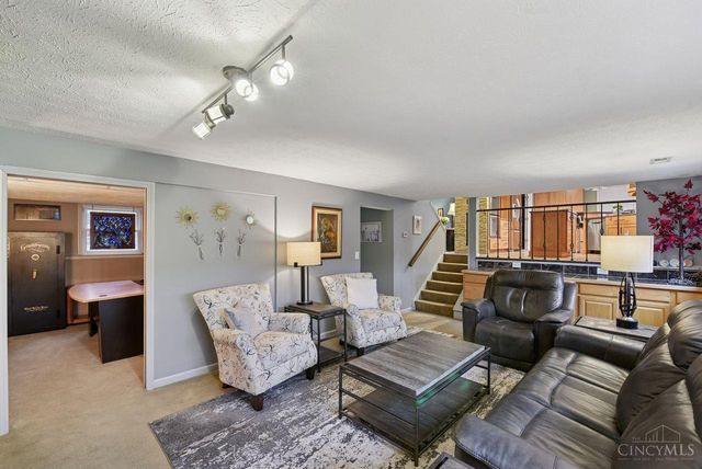 8819 Pembrooke Street, Deerfield Twp., OH 45039