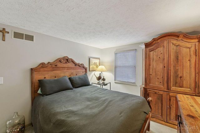 8819 Pembrooke Street, Deerfield Twp., OH 45039