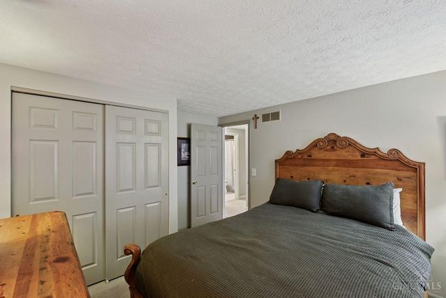 8819 Pembrooke Street, Deerfield Twp., OH 45039