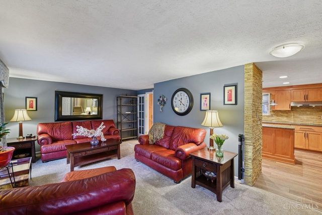 8819 Pembrooke Street, Deerfield Twp., OH 45039