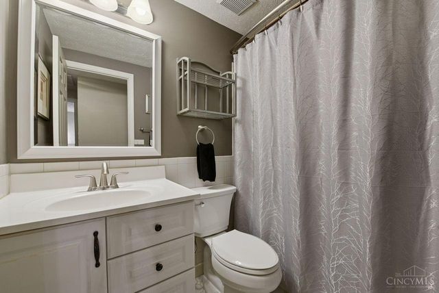 8819 Pembrooke Street, Deerfield Twp., OH 45039