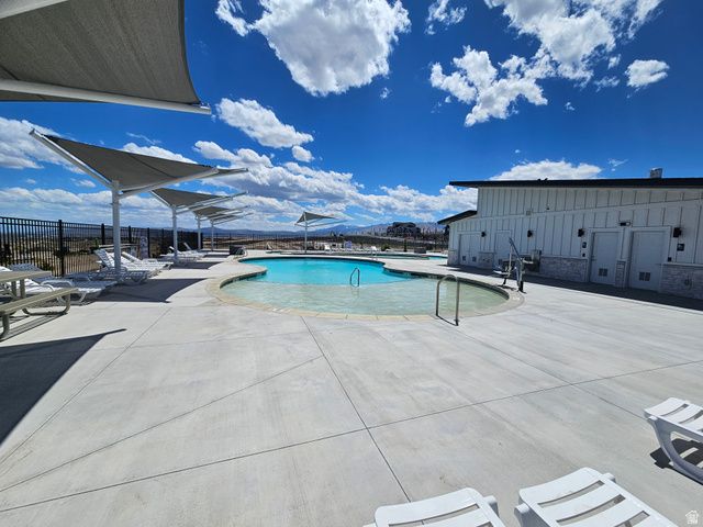 6720 S WINDOW PEAK WAY, West Jordan, UT 84081