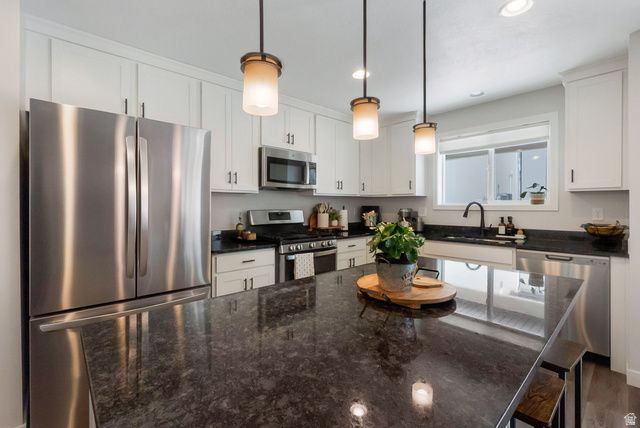 6720 S WINDOW PEAK WAY, West Jordan, UT 84081