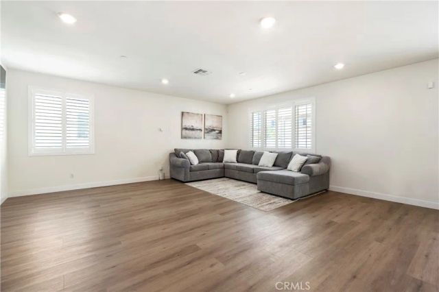 27545 Cloudy Peak Way, Menifee, CA 92584