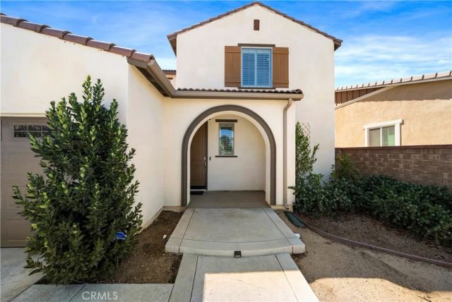 27545 Cloudy Peak Way, Menifee, CA 92584