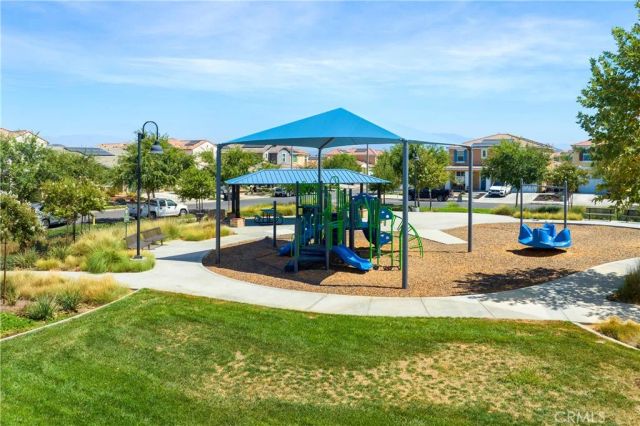 27545 Cloudy Peak Way, Menifee, CA 92584