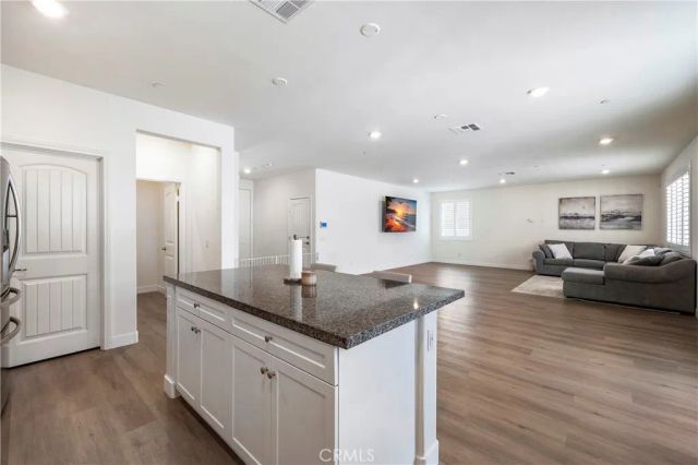 27545 Cloudy Peak Way, Menifee, CA 92584