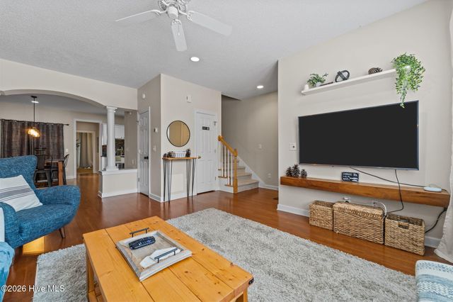 255 E Delaware Avenue Unit F, Southern Pines, NC 28387