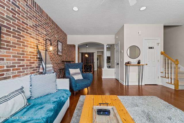 255 E Delaware Avenue Unit F, Southern Pines, NC 28387