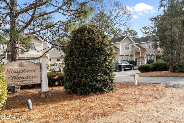 255 E Delaware Avenue Unit F, Southern Pines, NC 28387