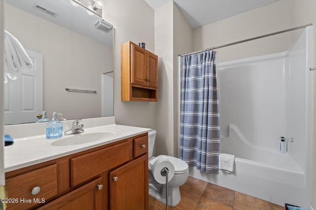 255 E Delaware Avenue Unit F, Southern Pines, NC 28387