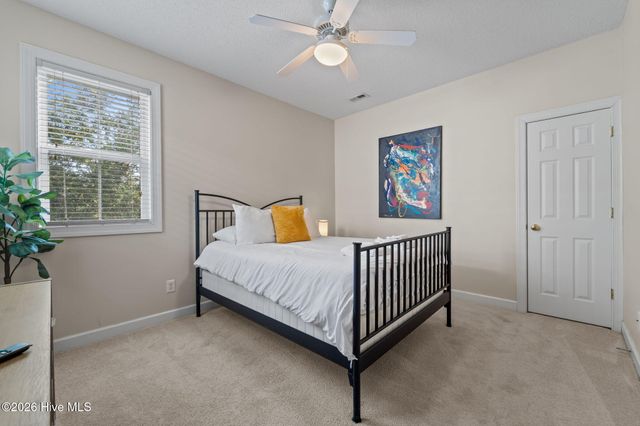 255 E Delaware Avenue Unit F, Southern Pines, NC 28387