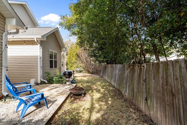 255 E Delaware Avenue Unit F, Southern Pines, NC 28387