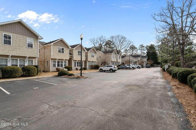 255 E Delaware Avenue Unit F, Southern Pines, NC 28387