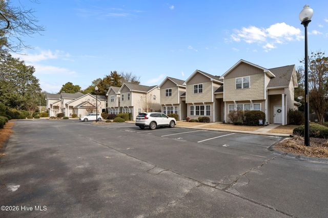 255 E Delaware Avenue Unit F, Southern Pines, NC 28387