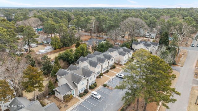 255 E Delaware Avenue Unit F, Southern Pines, NC 28387