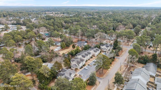 255 E Delaware Avenue Unit F, Southern Pines, NC 28387