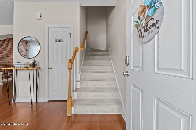 255 E Delaware Avenue Unit F, Southern Pines, NC 28387