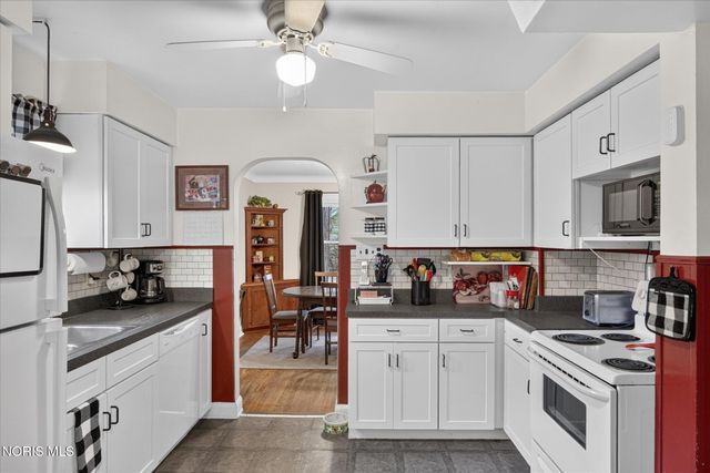 5003 Trellis Way, Sylvania, OH 43560