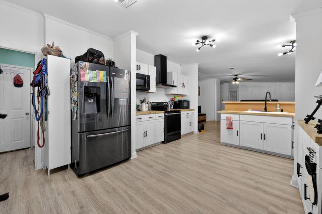 1591 SW 64th Way, Boca Raton, FL 33428