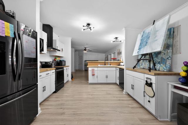 1591 SW 64th Way, Boca Raton, FL 33428