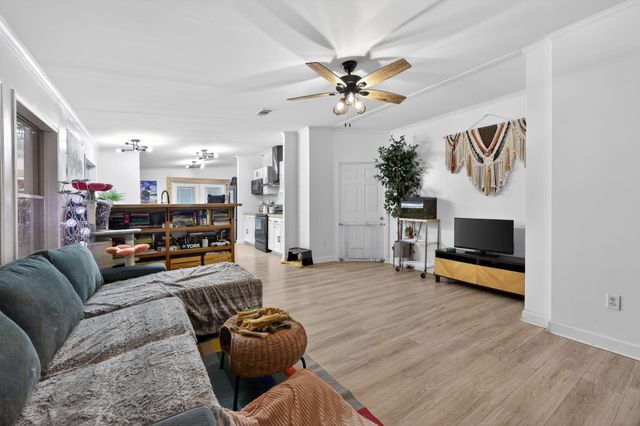 1591 SW 64th Way, Boca Raton, FL 33428