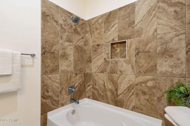 15524 E CAVERN Drive, Fountain Hills, AZ 85268