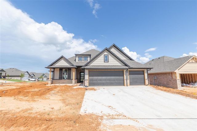 808 Westfall Drive, Choctaw, OK 73020