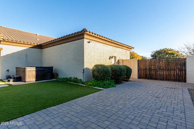 21718 E CAMACHO Road, Queen Creek, AZ 85142