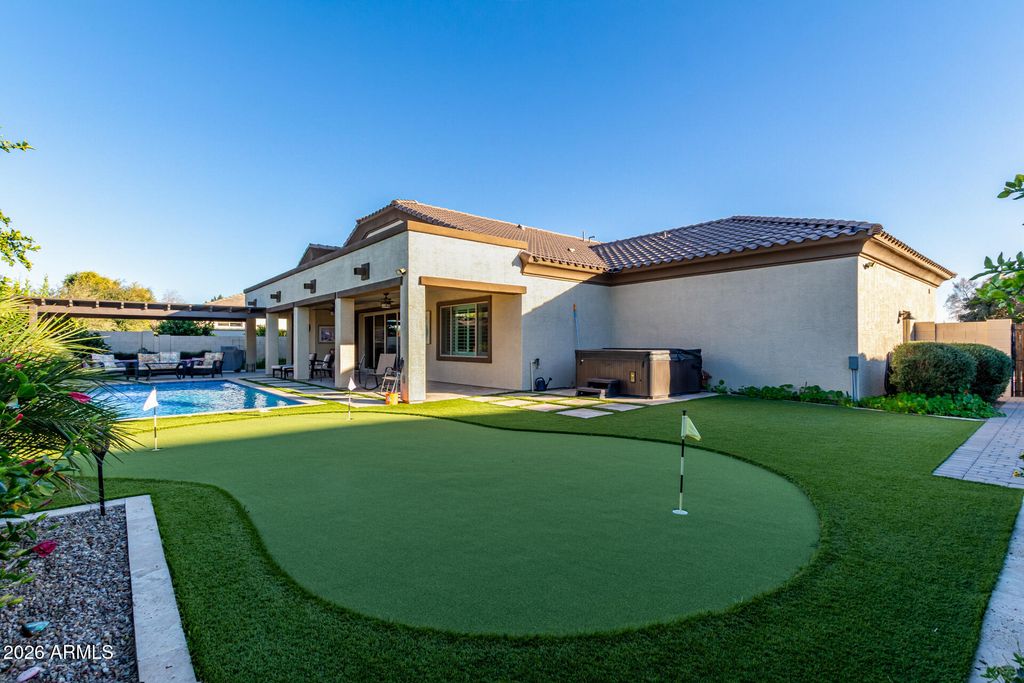 Image 59 of property listing at 21718 E CAMACHO Road, Queen Creek, AZ 85142