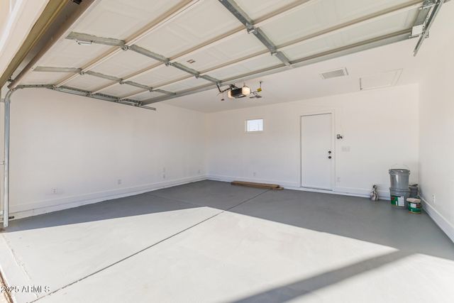 2222 W PAMPA Avenue, Mesa, AZ 85202