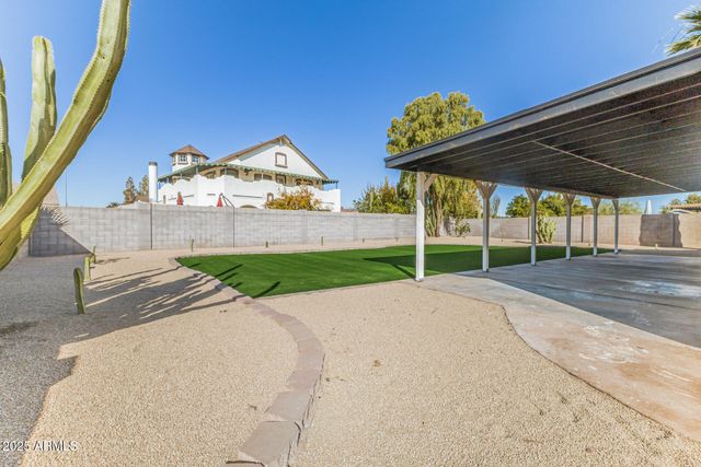 2222 W PAMPA Avenue, Mesa, AZ 85202