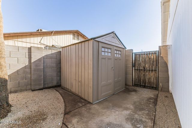 2222 W PAMPA Avenue, Mesa, AZ 85202