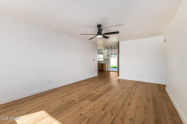 2222 W PAMPA Avenue, Mesa, AZ 85202