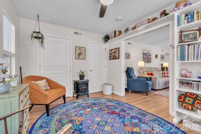 1501 Deermouse Way, Hendersonville, NC 28792